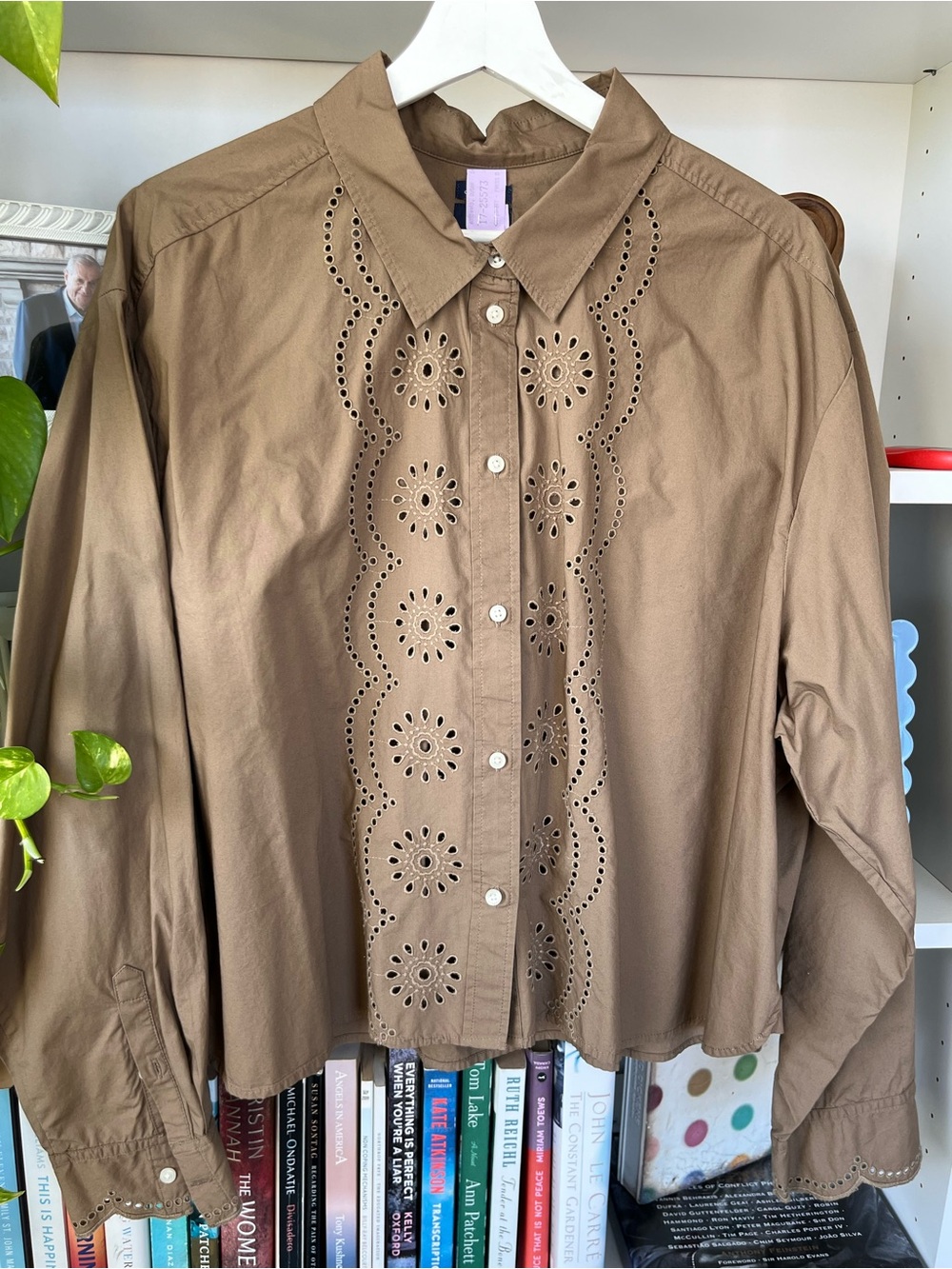Brown Boxy Slightly Cropped Gap Blouse with Eyelet detail Size XL